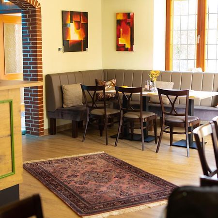 Hotel & Restaurant Hubertus Sehnde Εξωτερικό φωτογραφία