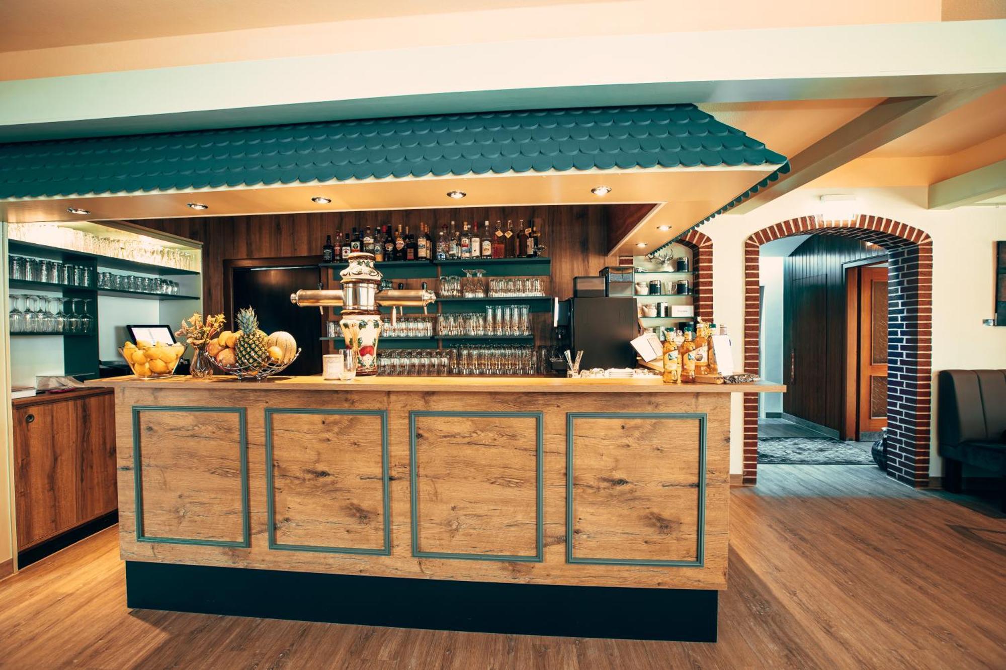Hotel & Restaurant Hubertus Sehnde Εξωτερικό φωτογραφία