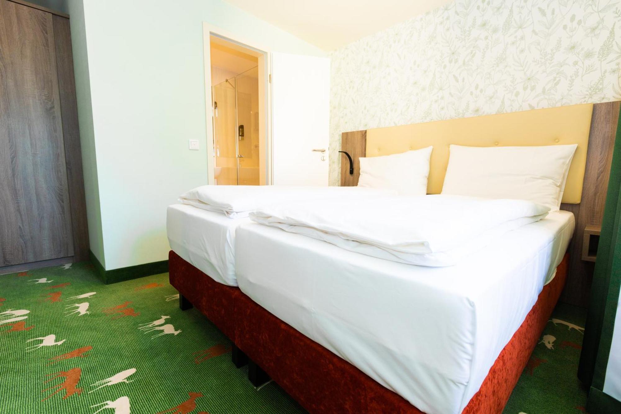Hotel & Restaurant Hubertus Sehnde Εξωτερικό φωτογραφία
